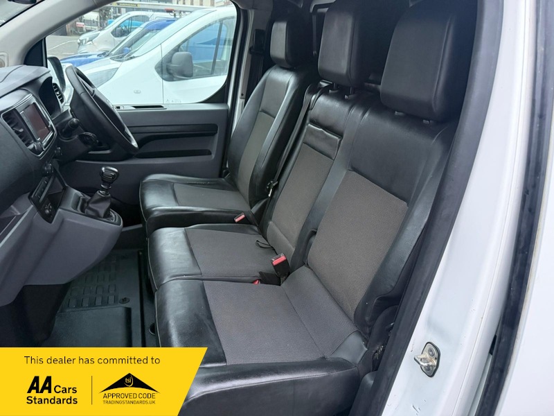Used Vauxhall Vivaro 2019 for sale - 77065475: Photo 15