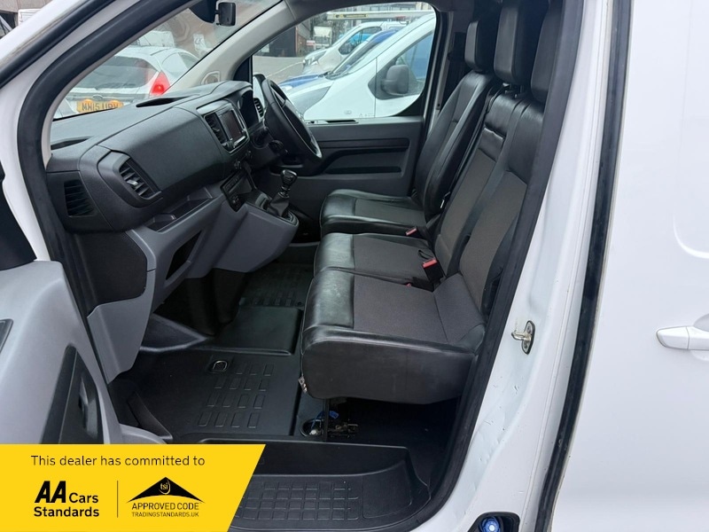 Used Vauxhall Vivaro 2019 for sale - 77065475: Photo 16