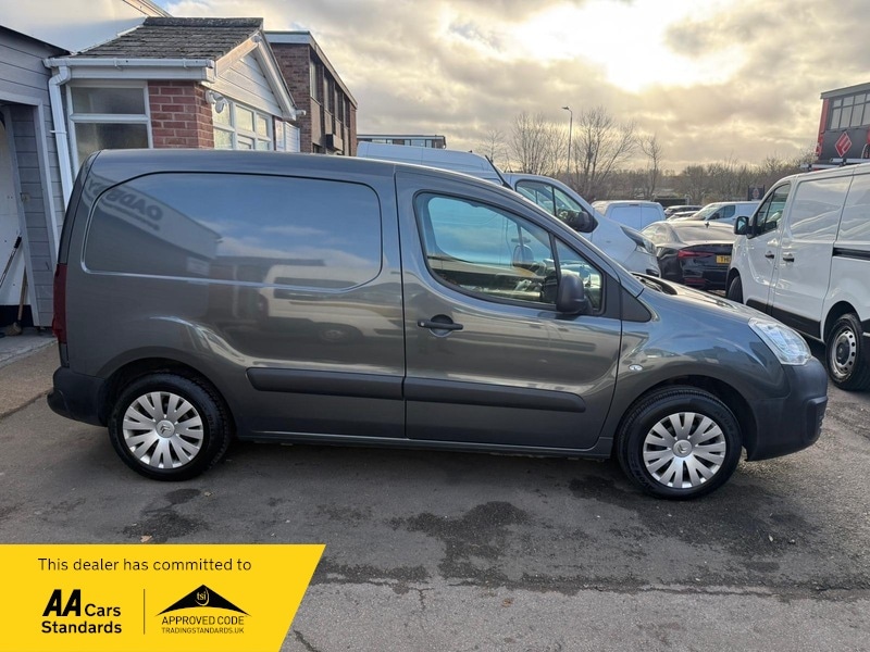 Used Citroen Berlingo 2017 for sale - 76896614: Photo 4