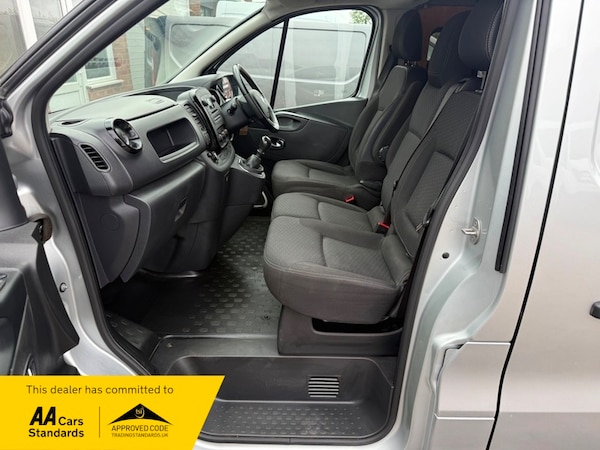 Used Vauxhall Vivaro 2018 for sale - 76292275: Photo 12