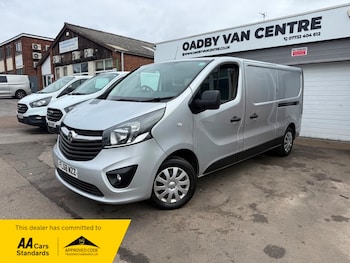 Used Vauxhall Vivaro 2018 for sale - 76292275: Photo 2