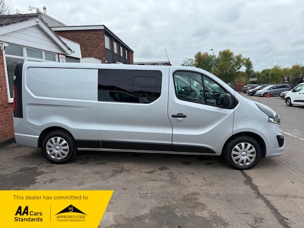 Used Vauxhall Vivaro 2018 for sale - 76292275: Photo 3