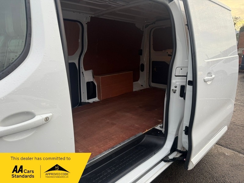 Used Vauxhall Vivaro 2020 for sale - 76547386: Photo 15