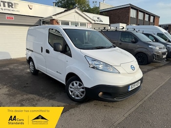 Nissan - NV200