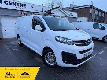 Vauxhall Vivaro feature image