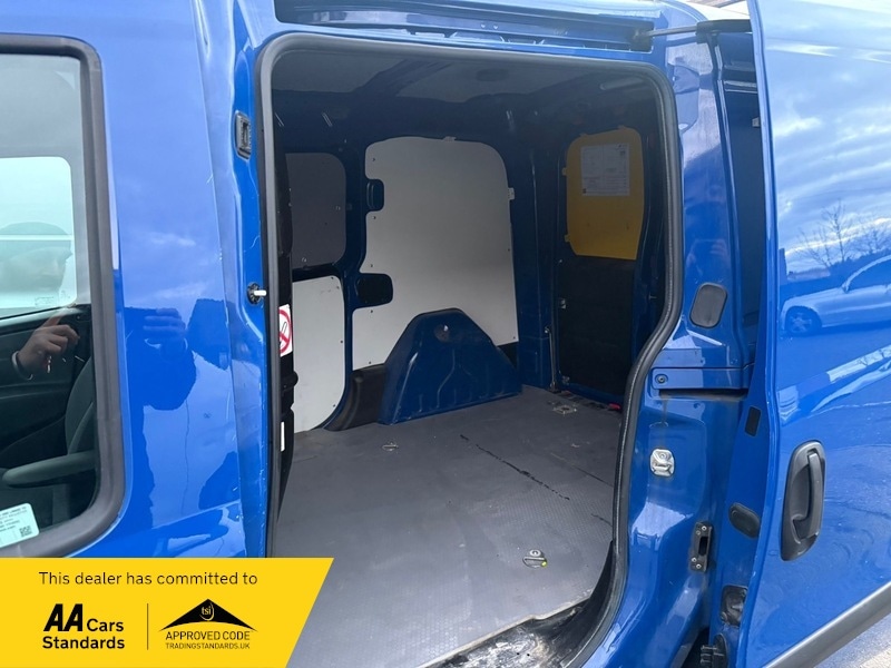 Used Fiat Doblo 2017 for sale - 77038627: Photo 12