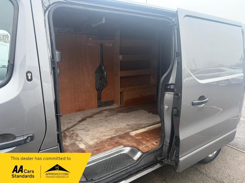 Used Vauxhall Vivaro 2018 for sale - 77140379: Photo 11