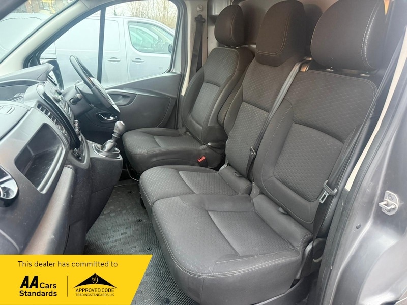 Used Vauxhall Vivaro 2018 for sale - 77140379: Photo 13