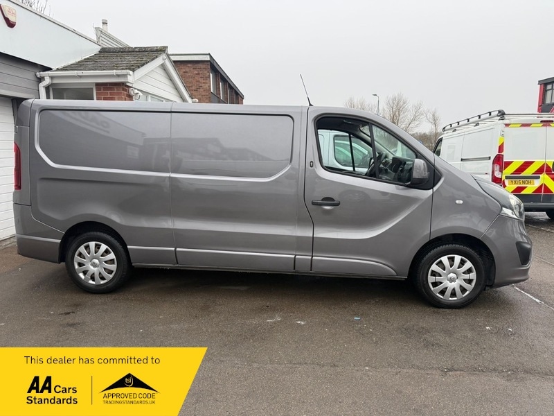 Used Vauxhall Vivaro 2018 for sale - 77140379: Photo 4