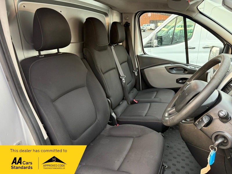 Used Renault Trafic 2018 for sale - 76740929: Photo 11