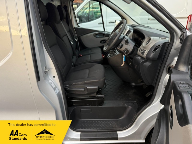 Used Renault Trafic 2018 for sale - 76740929: Photo 12