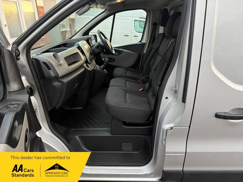 Used Renault Trafic 2018 for sale - 76740929: Photo 14