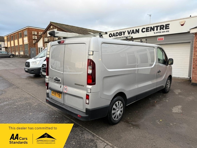 Used Renault Trafic 2018 for sale - 76740929: Photo 6