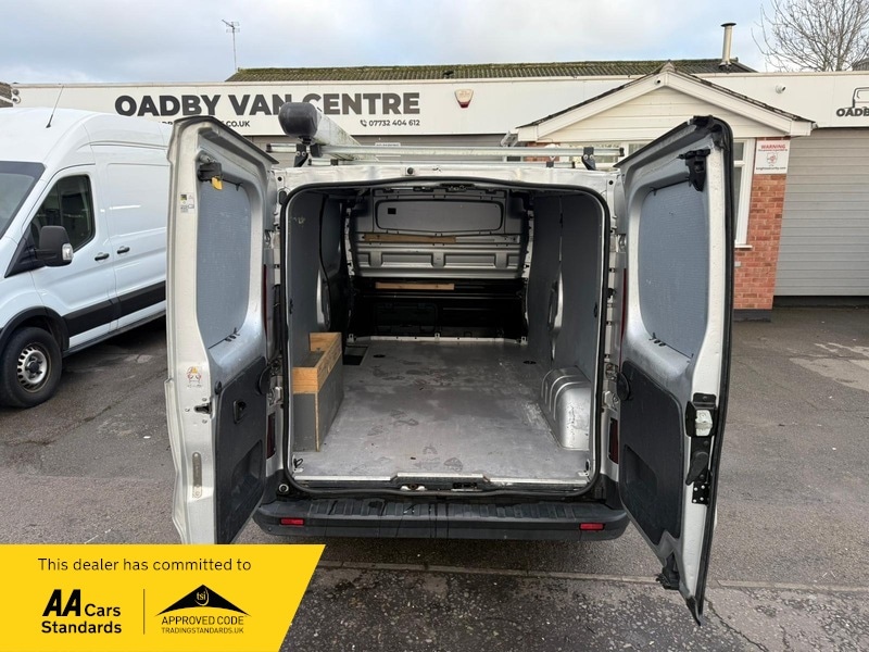 Used Renault Trafic 2018 for sale - 76740929: Photo 9