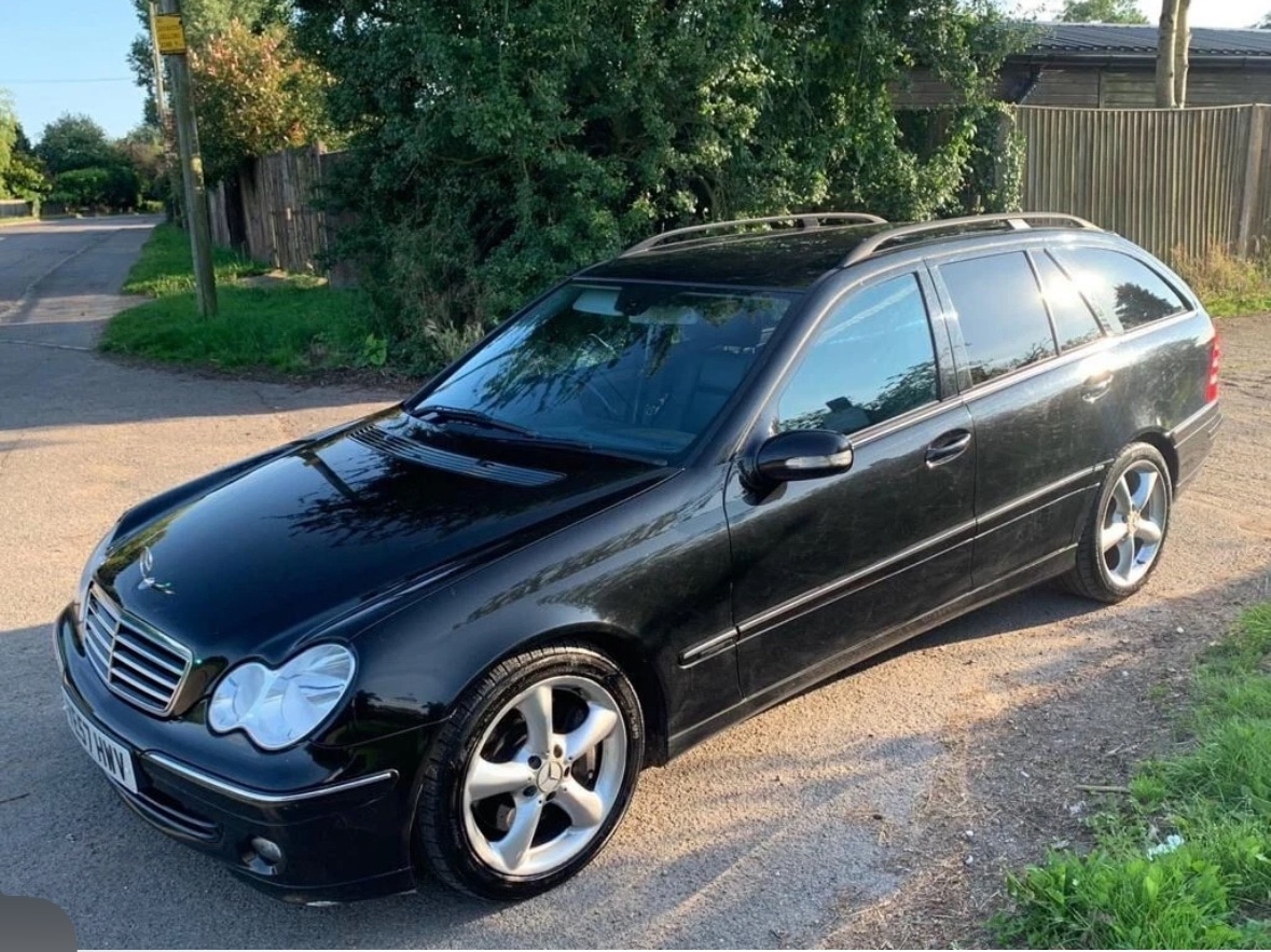 Used Mercedes-Benz C Class 2008 for sale - 76031318: Photo 2