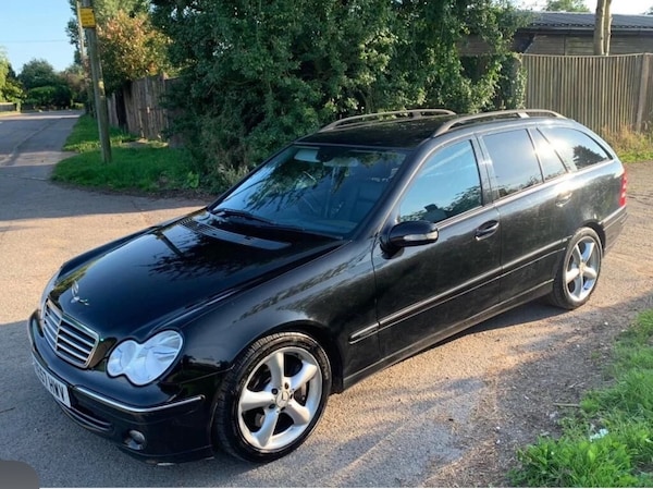 Used Mercedes-Benz C-Class 2008 for sale - 76031318: Photo 2
