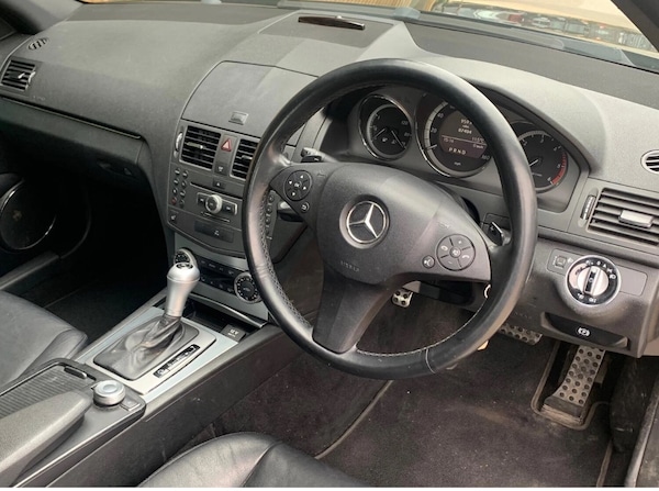 Used Mercedes-Benz C-Class 2010 for sale - 76098846: Photo 10