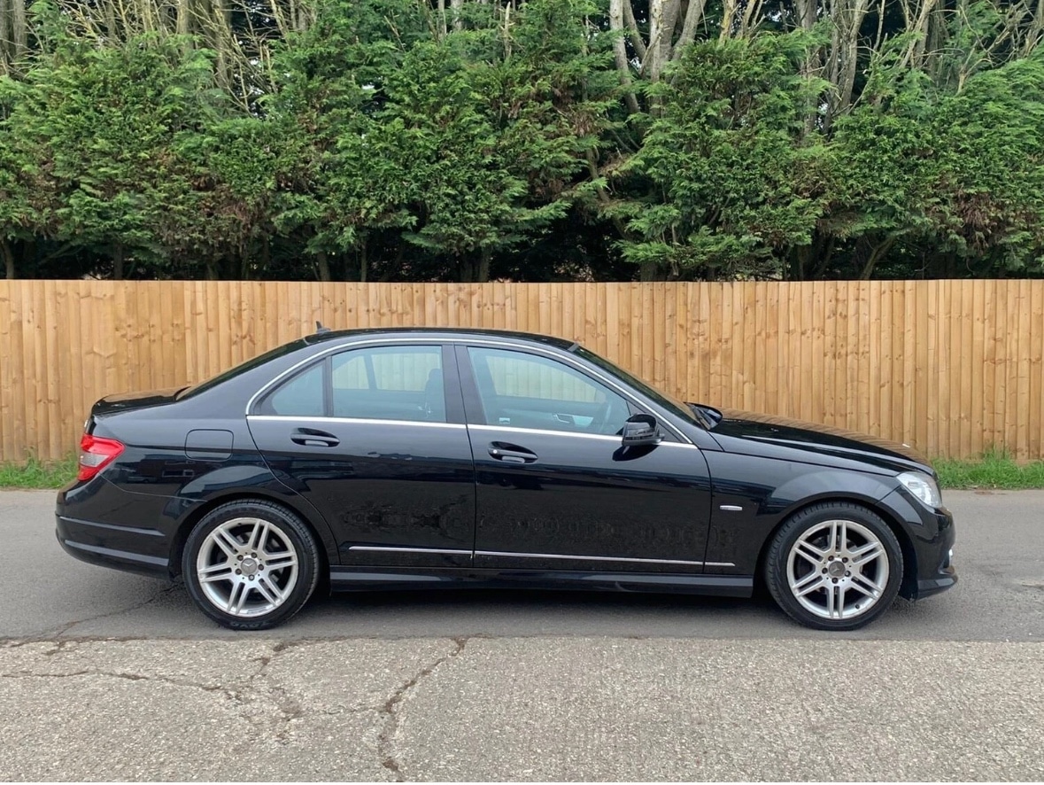 Used Mercedes-Benz C Class 2010 for sale - 76098846: Photo 7