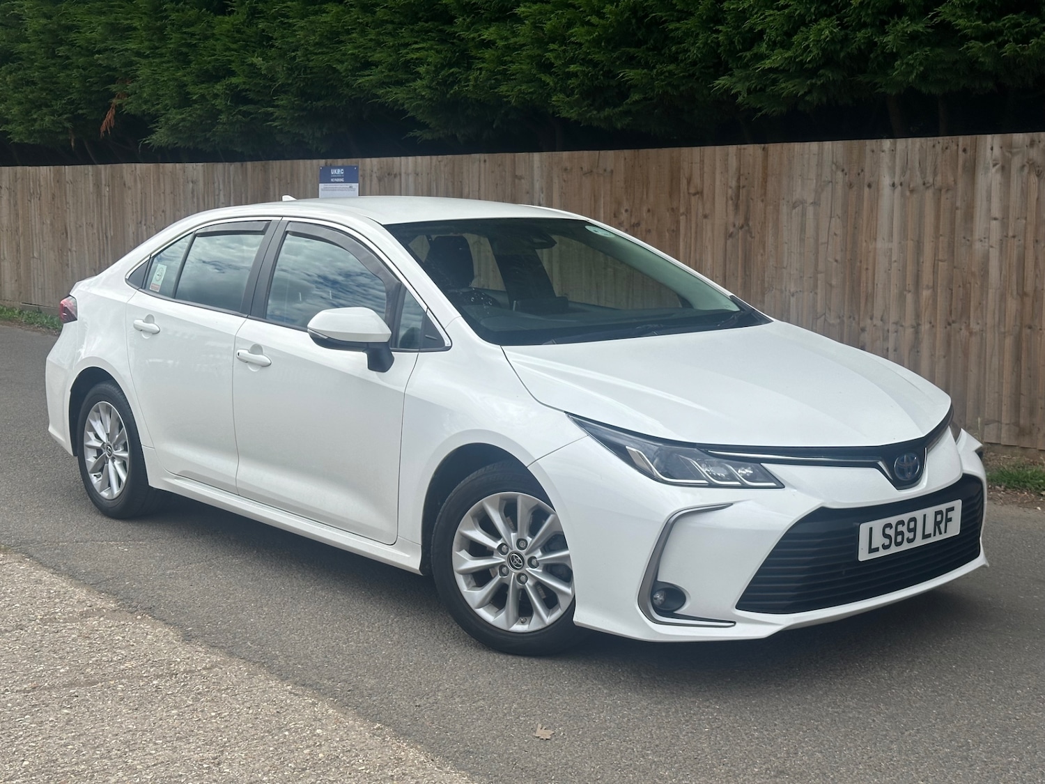 Used Toyota Corolla 2019 for sale - 76358605: Photo 1