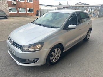 Used Volkswagen Polo 2011 for sale - 79544443: Photo