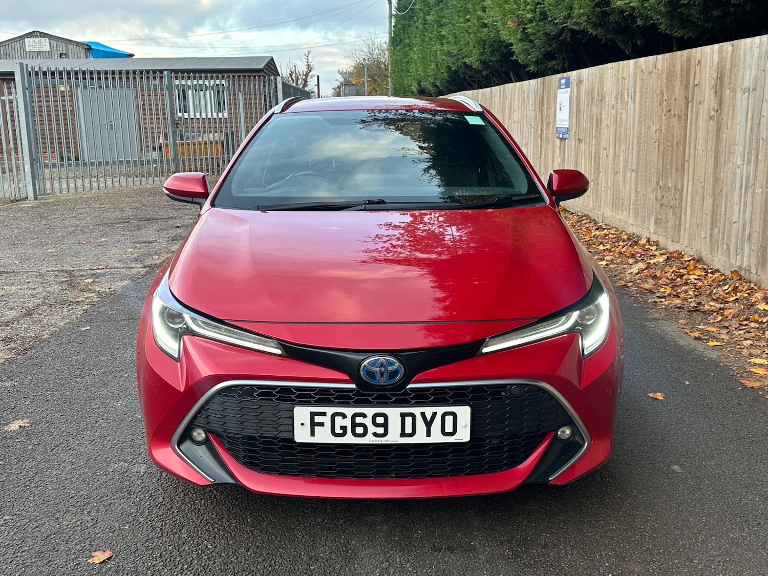 Used Toyota Corolla 2019 for sale - 76500618: Photo 2