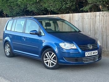 Used Volkswagen Touran 2009 for sale - 79213265: Photo