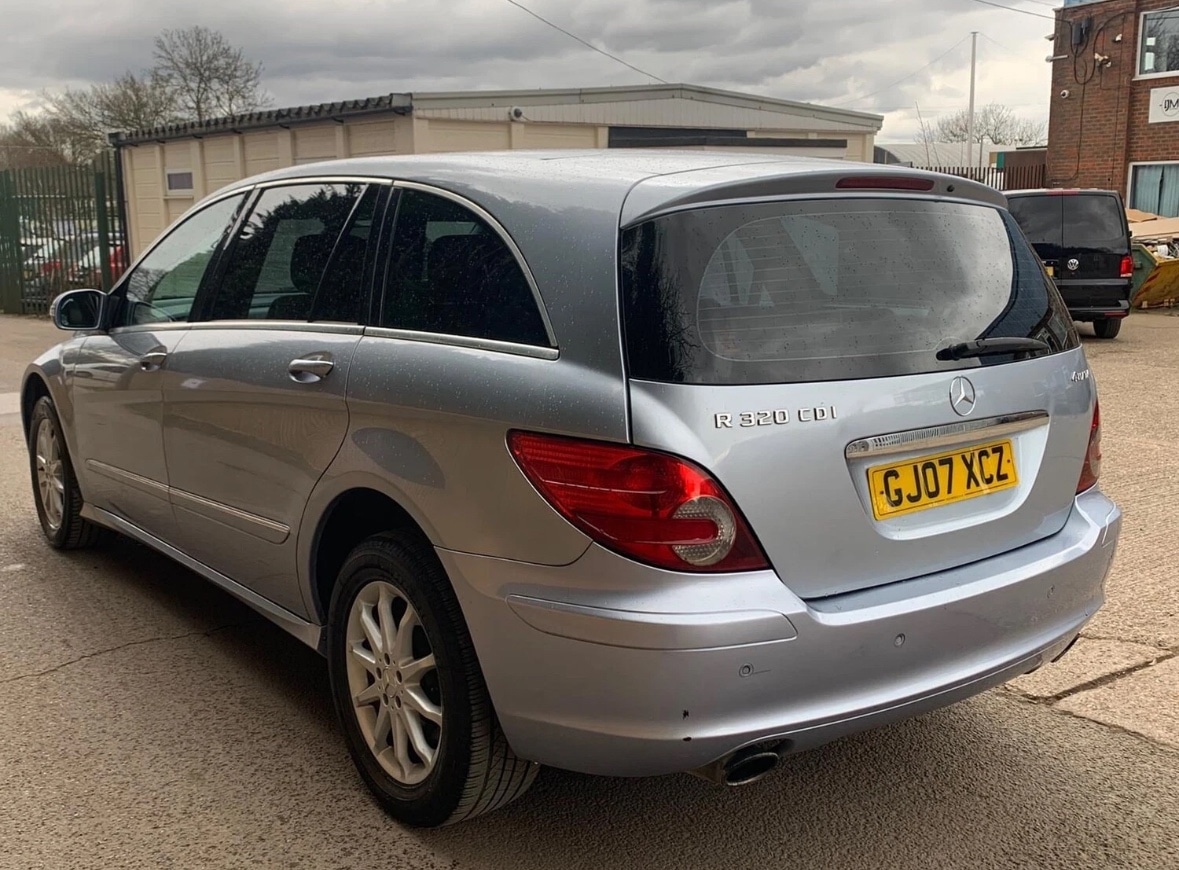 Used Mercedes-Benz R Class 2007 for sale - 76098841: Photo 4