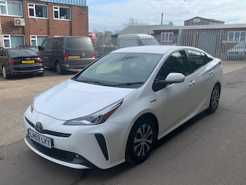 Used Toyota Prius 2019 for sale - 76358608: Photo