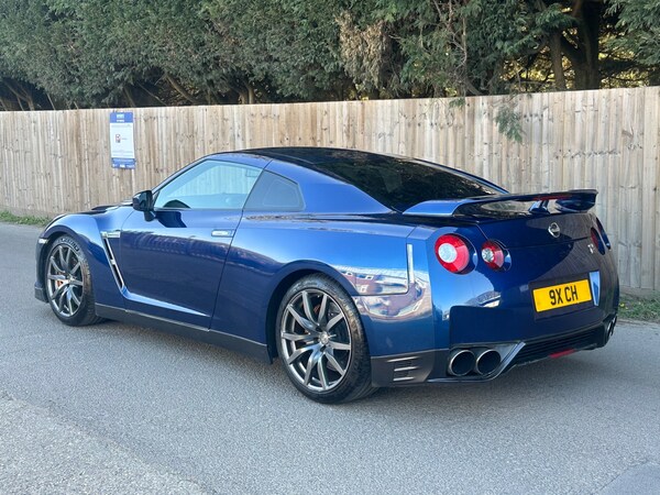 Used Nissan GT-R 2011 for sale - 74339438: Photo 6