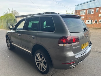 Used Volkswagen Touareg 2010 for sale - 78386455: Photo