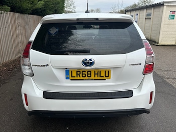 Used Toyota Prius+ 2018 for sale - 77244156: Photo