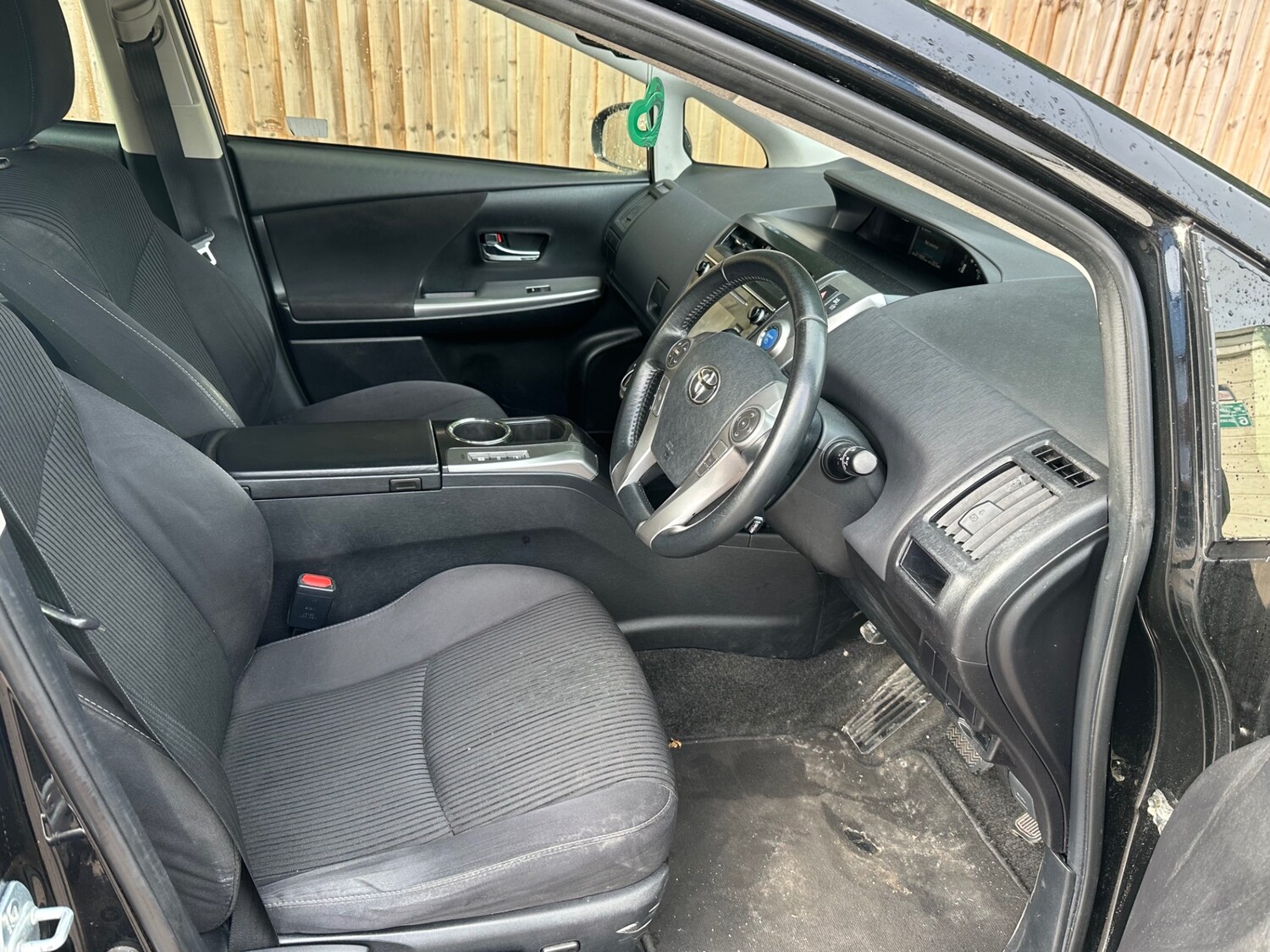 Used Toyota Prius+ 2019 for sale - 77484841: Photo 9