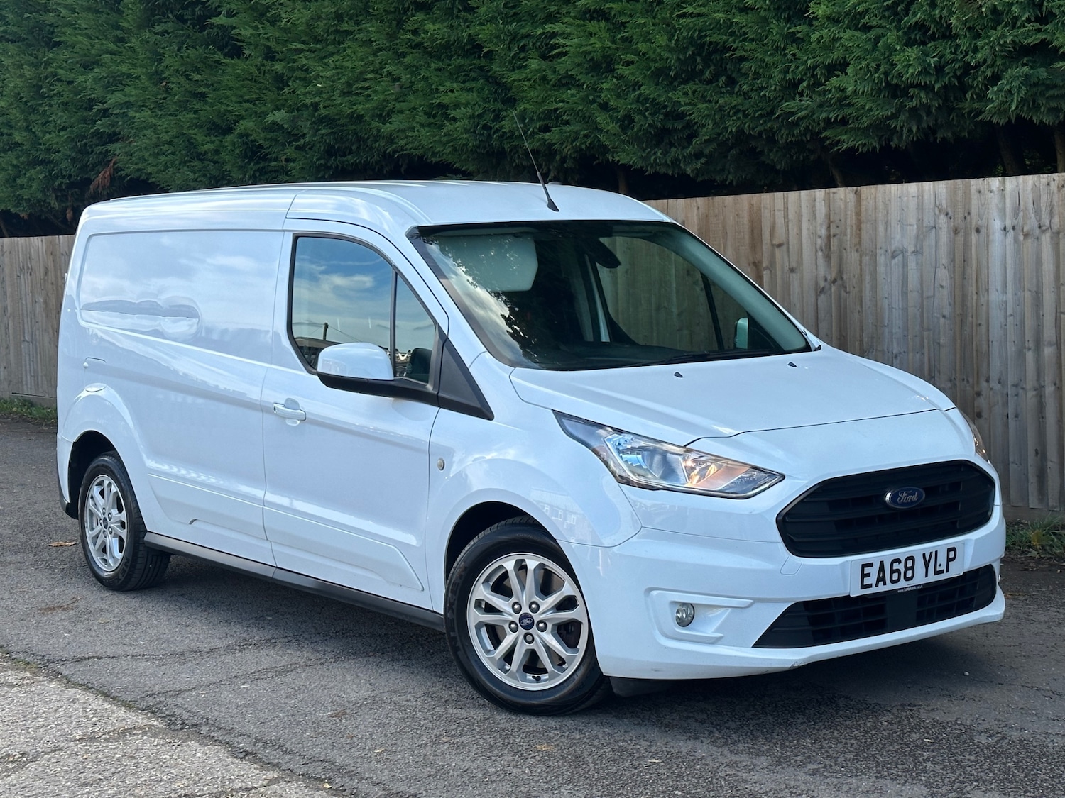 Used Ford Transit Connect 2018 for sale - 76268817: Photo 1