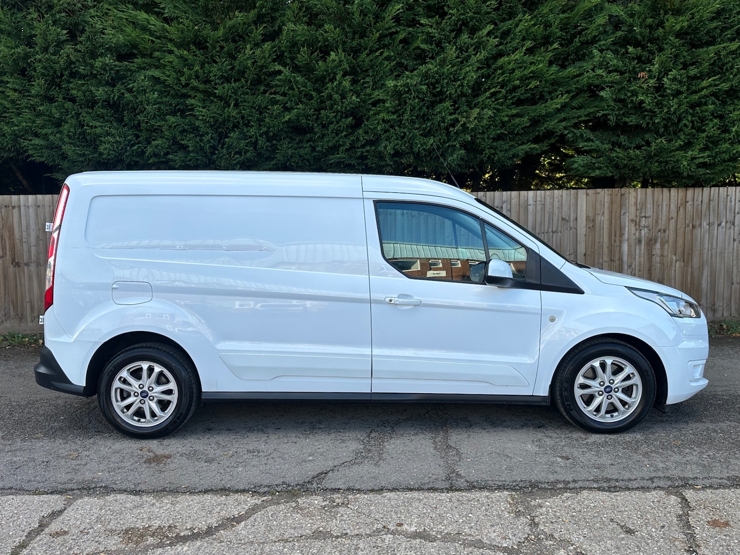 Used Ford Transit Connect 2018 for sale - 76268817: Photo 8