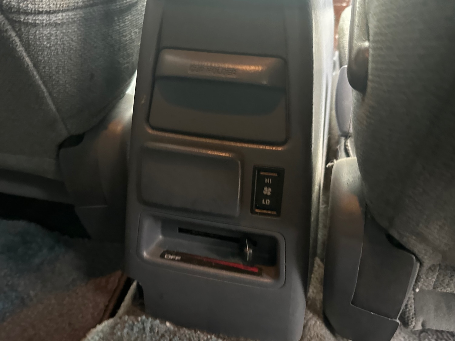 Used Toyota Hilux 1999 for sale - 76174399: Photo 10