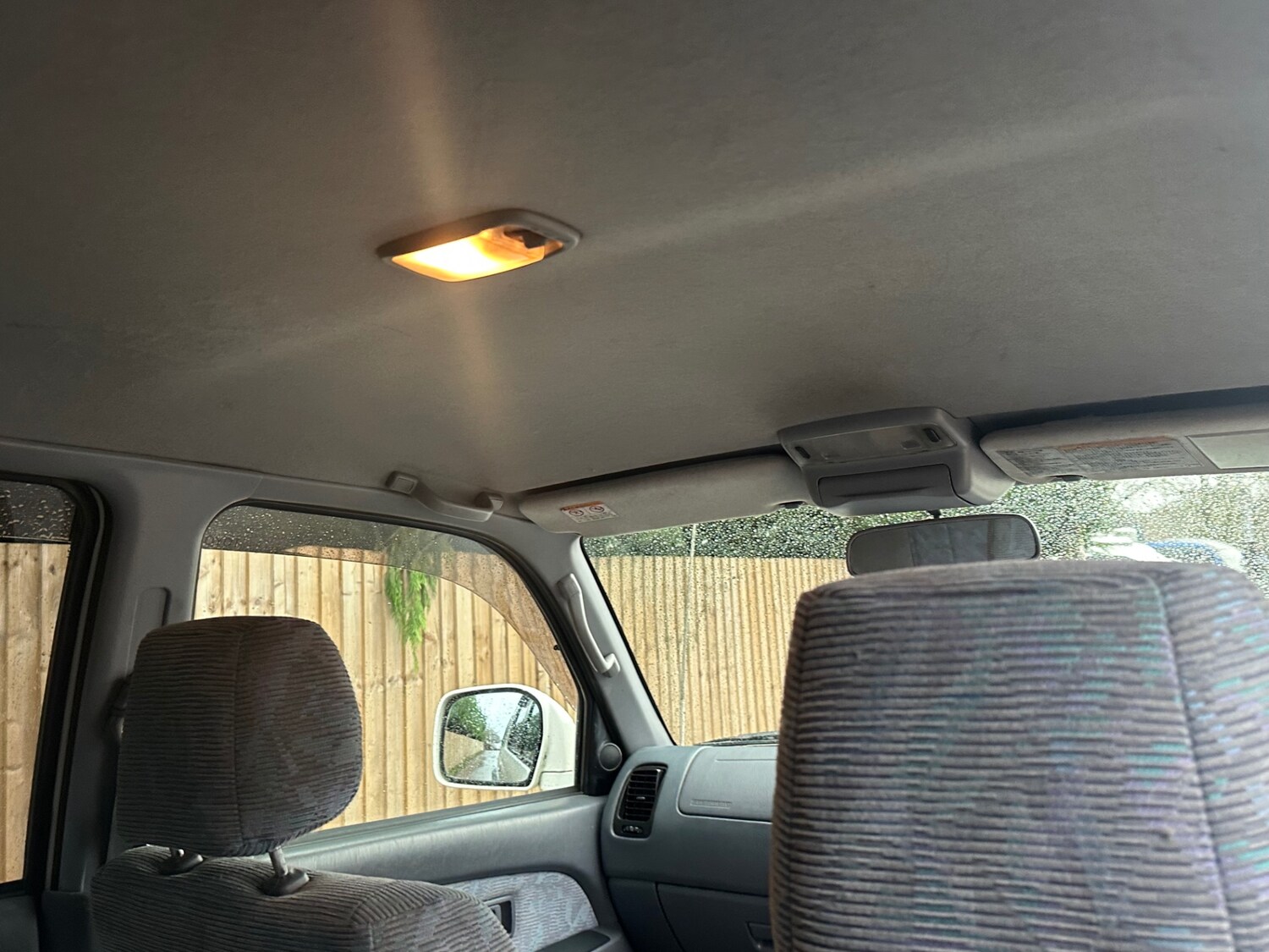 Used Toyota Hilux 1999 for sale - 76174399: Photo 13