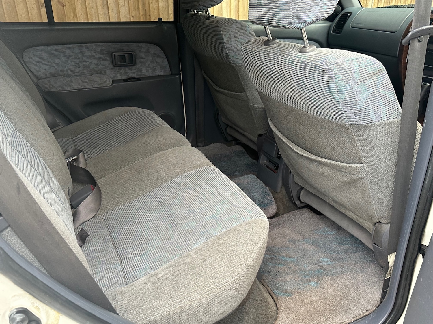 Used Toyota Hilux 1999 for sale - 76174399: Photo 9