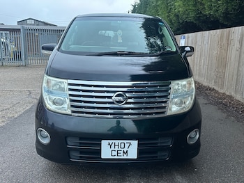 Used Nissan Elgrand undefined for sale - 77319979: Photo