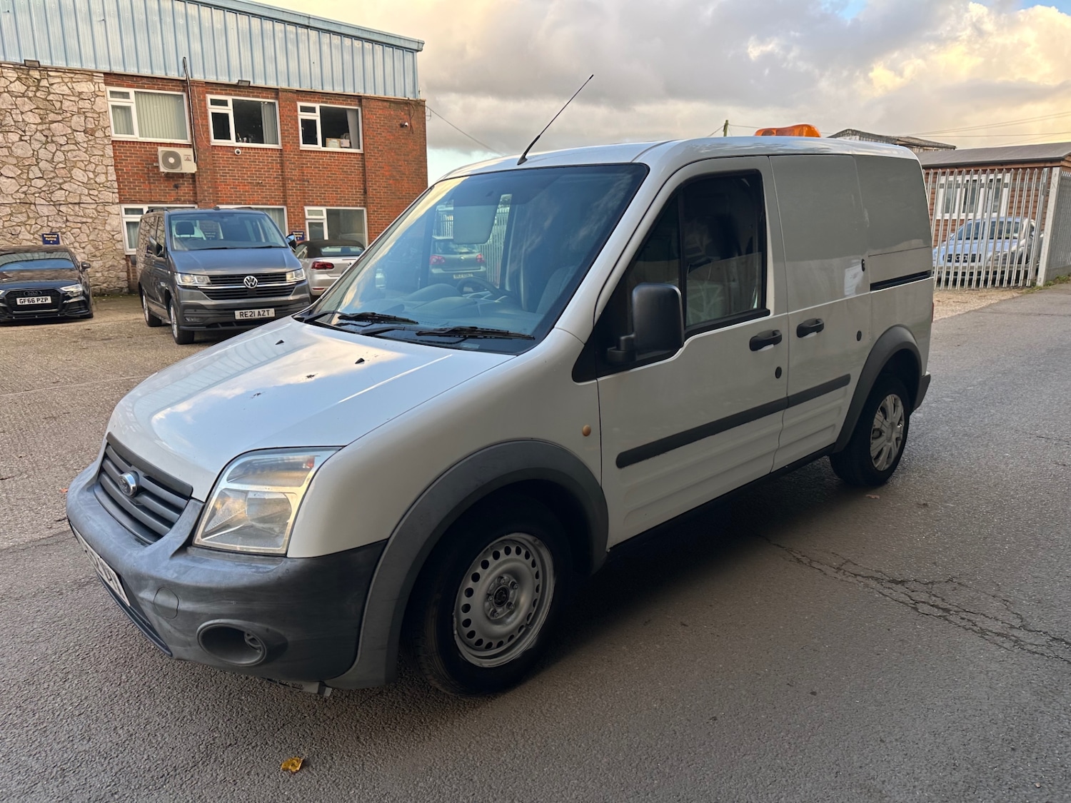 Used Ford Transit Connect 2012 for sale - 76403280: Photo 3