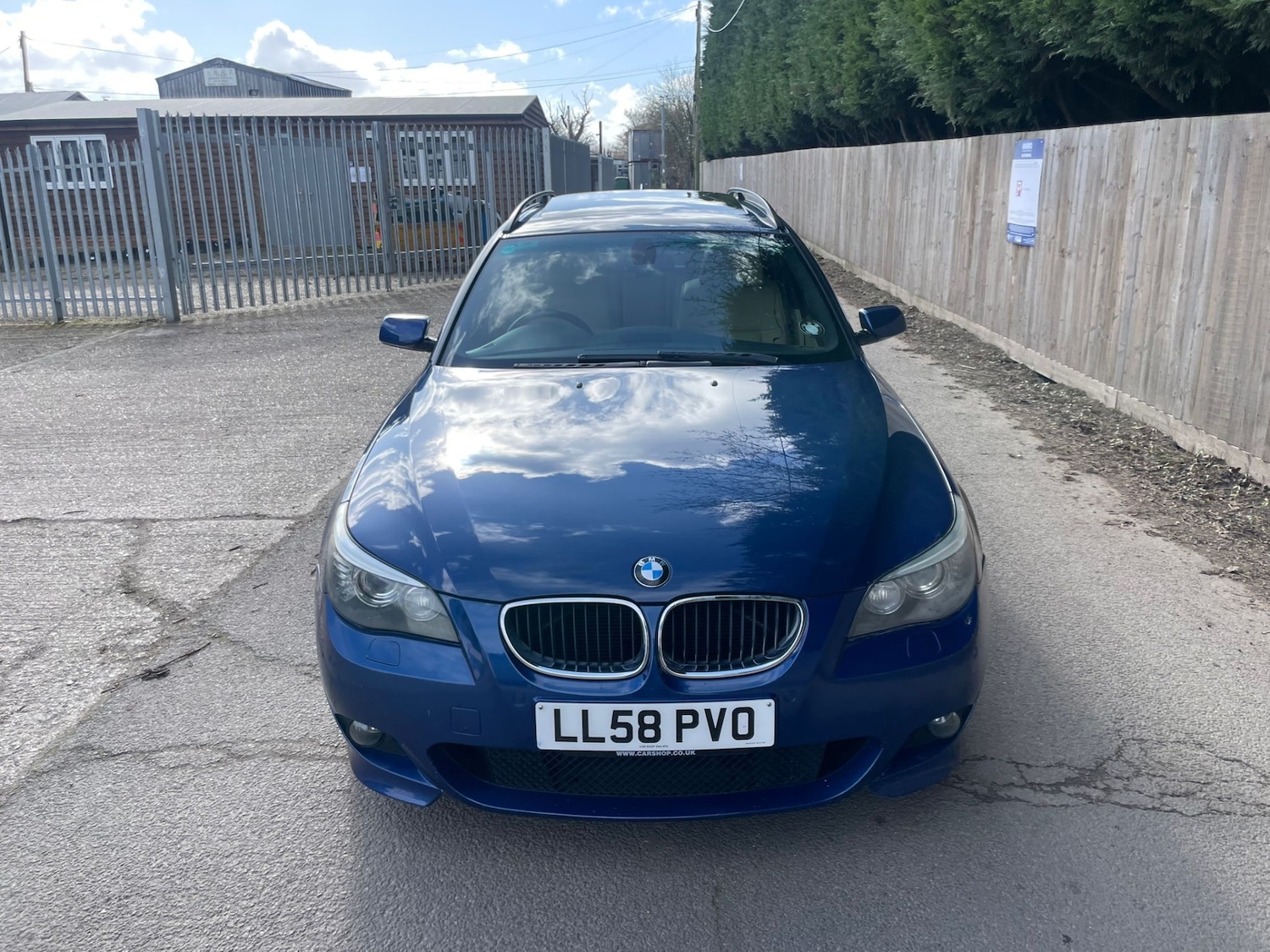 Used BMW 5 Series 2009 for sale - 77899026: Photo 2