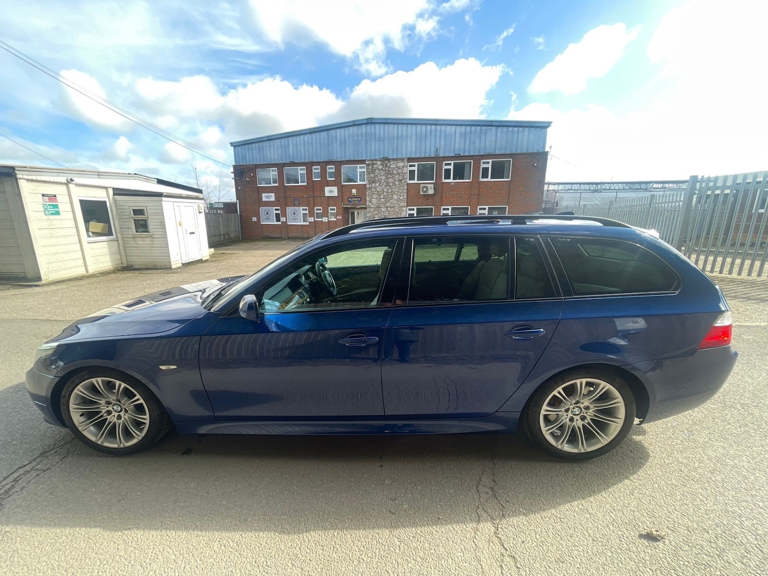 Used BMW 5 Series 2009 for sale - 77899026: Photo 5