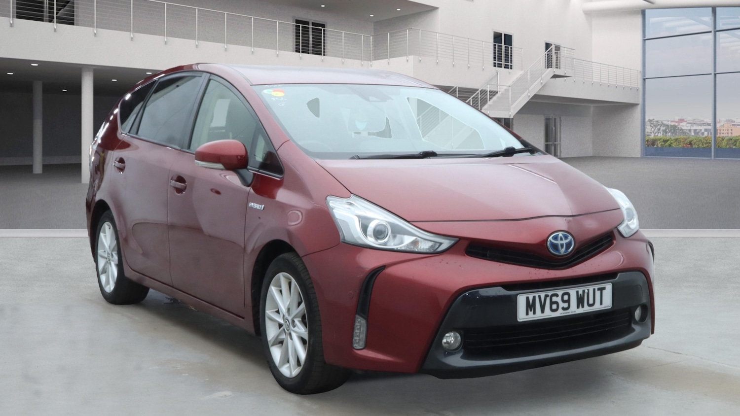 Used Toyota Prius+ 2019 for sale - 77145158: Photo 1