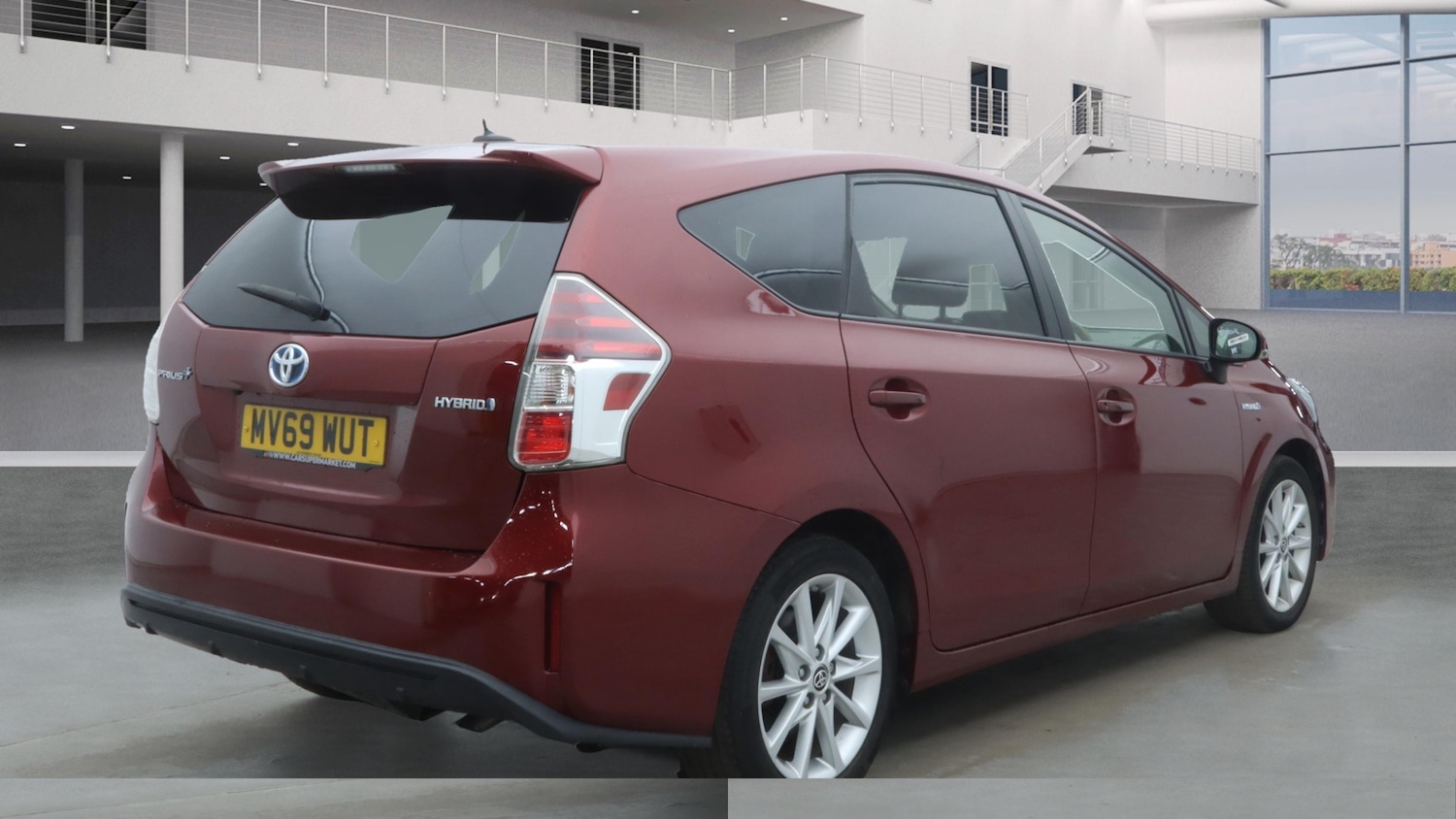 Used Toyota Prius+ 2019 for sale - 77145158: Photo 4