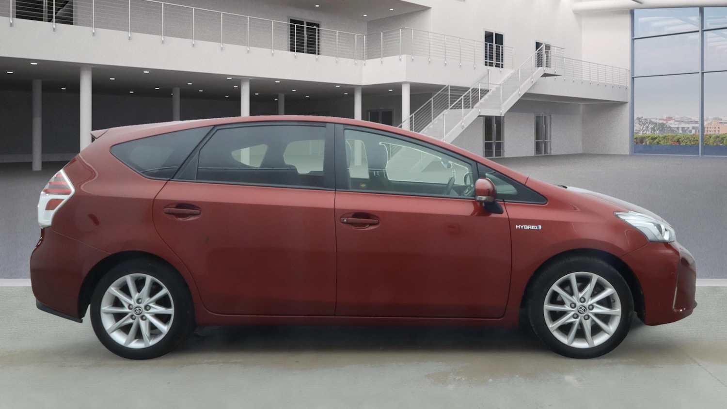 Used Toyota Prius+ 2019 for sale - 77145158: Photo 5