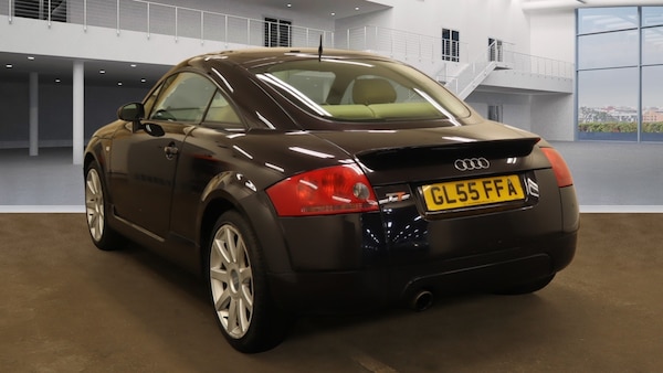 Used Audi TT 2006 for sale - 68379731: Photo 3