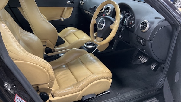 Used Audi TT 2006 for sale - 68379731: Photo 6