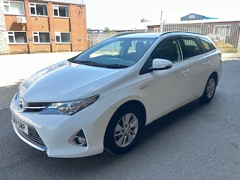 Used Toyota Auris 2014 for sale - 76483261: Photo