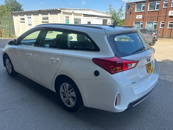 Used Toyota Auris 2014 for sale - 76483261: Photo