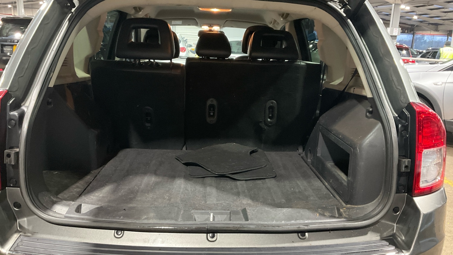 Used Jeep Compass 2013 for sale - 77145156: Photo 8