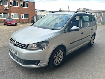 Used Volkswagen Touran 2012 for sale - 79269569: Photo